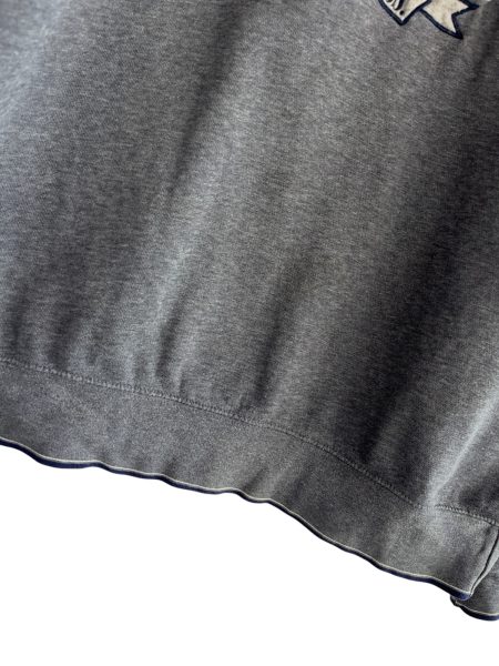 Vintage Warner Brothers Embroided Grey Sweatshirt - Image 5