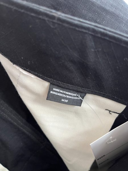 Dickies Black Cargo Shorts - Image 2