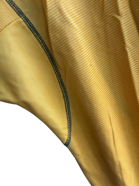 00s Manchester United Umbro Yellow GK Shirt - Image 4