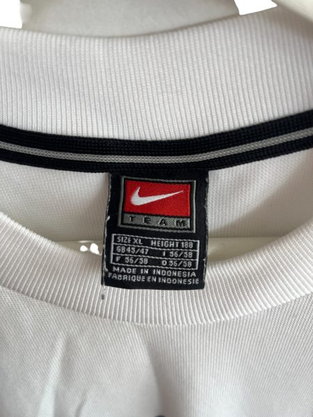 Nike Total 90 Graphic T-Shirt - Image 2